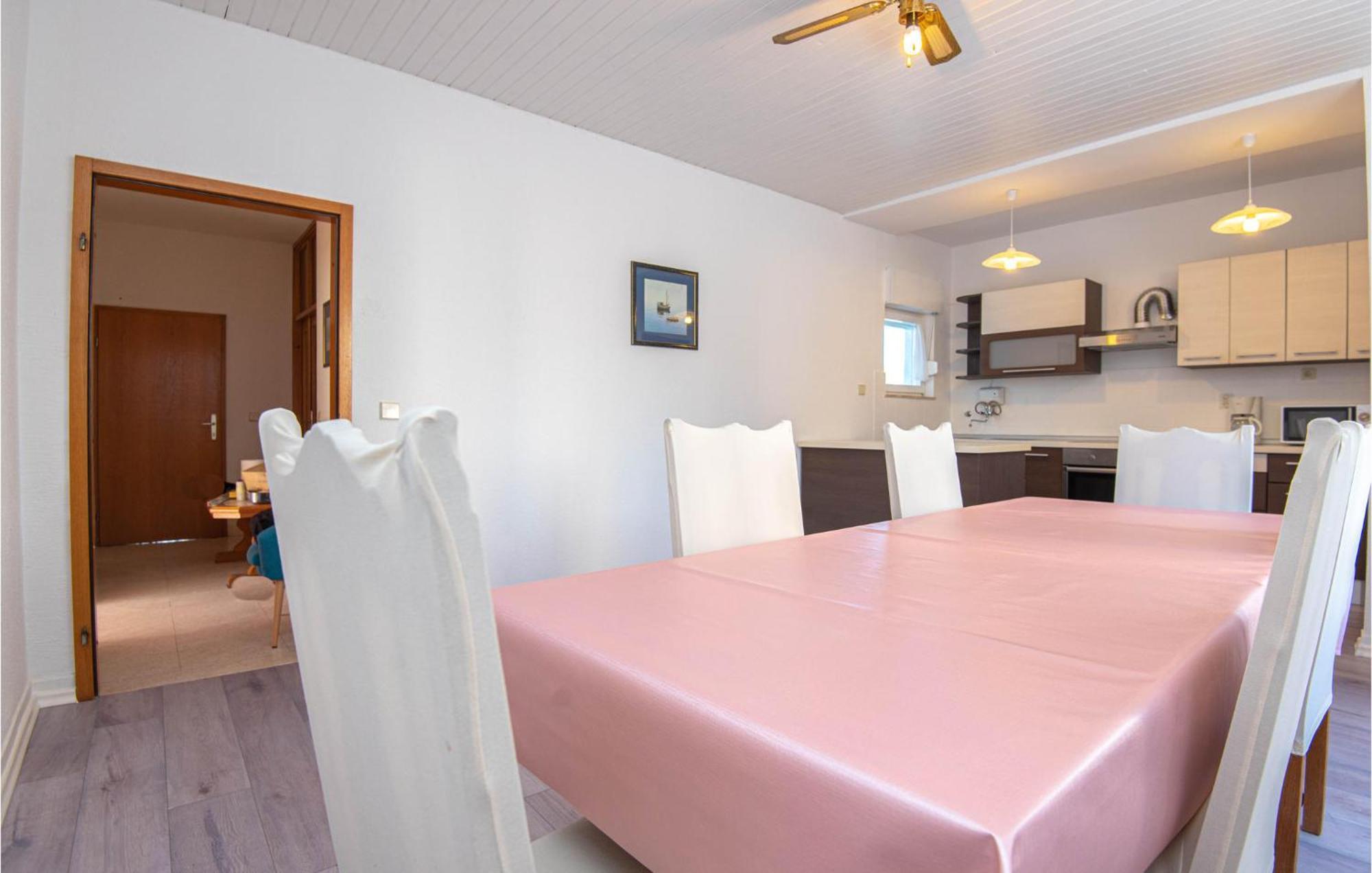 Cozy Home In Dolac With Kitchen Примоштен Экстерьер фото